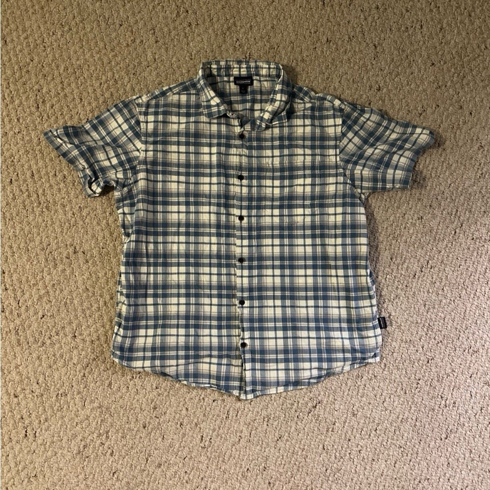 Patagonia Men’s Short Sleeve Button Down